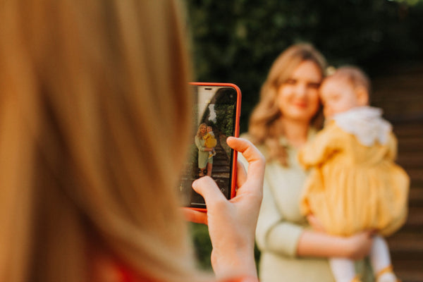 The Secret to Better Family Vacation Photos (No Fancy Equipment Required)
